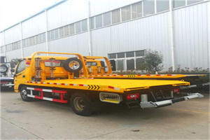 望花区附近拖车救援搭电