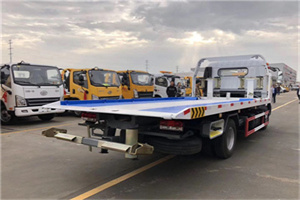 望花区汽车救援补胎